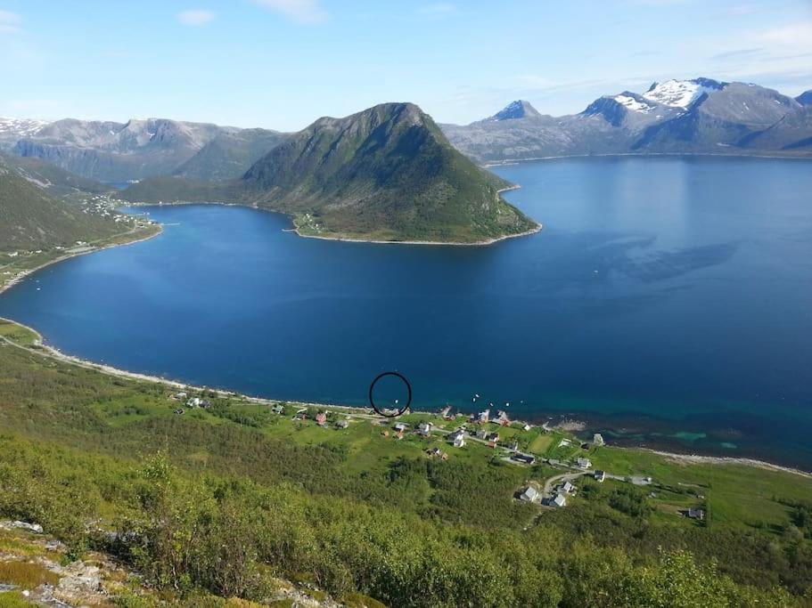 Leilighet I Rorbu Pa Kaldfarnes - Yttersia Senja Esterno foto