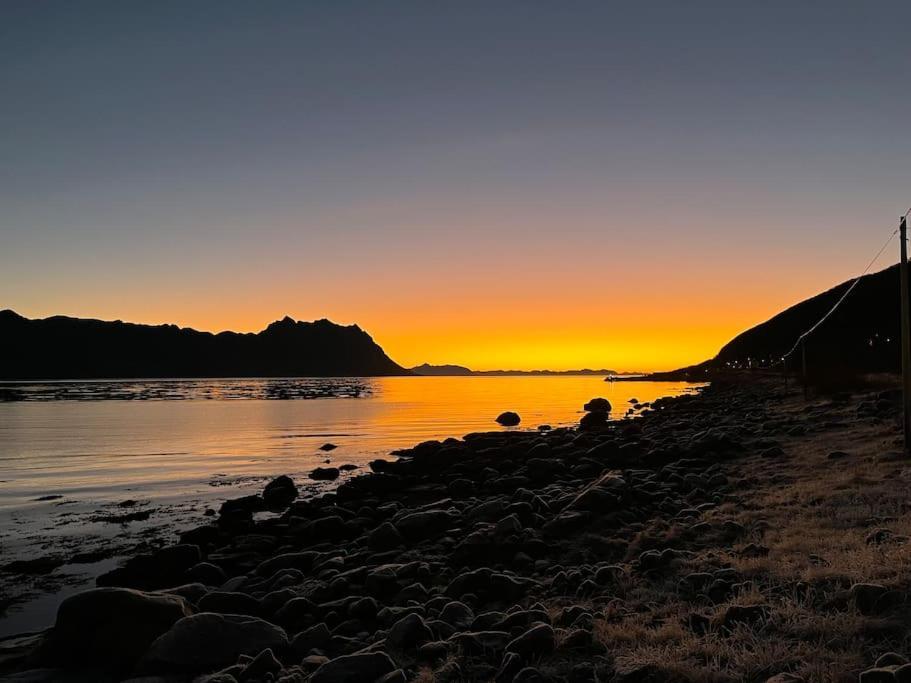 Leilighet I Rorbu Pa Kaldfarnes - Yttersia Senja Esterno foto